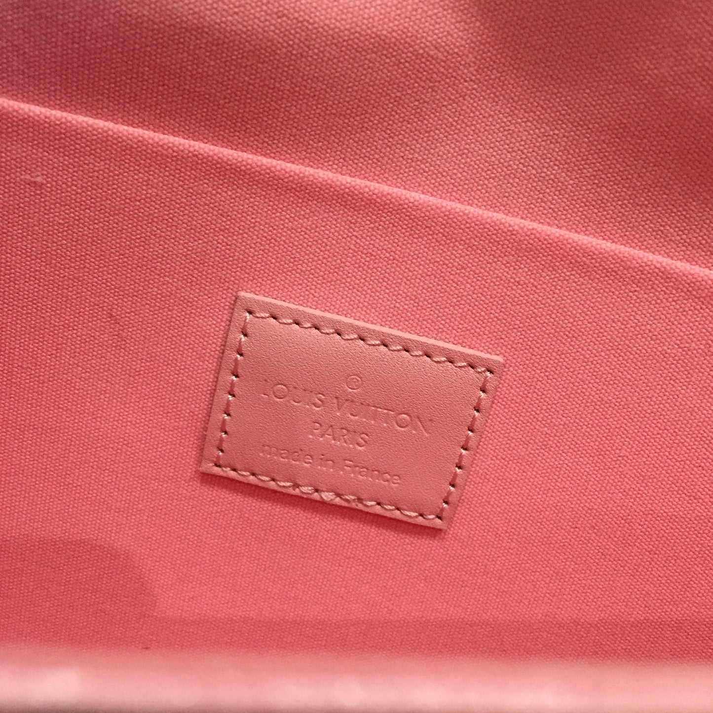 Louis Vuitton Damier Neverfull Pochette Wrislets Sku# 66853