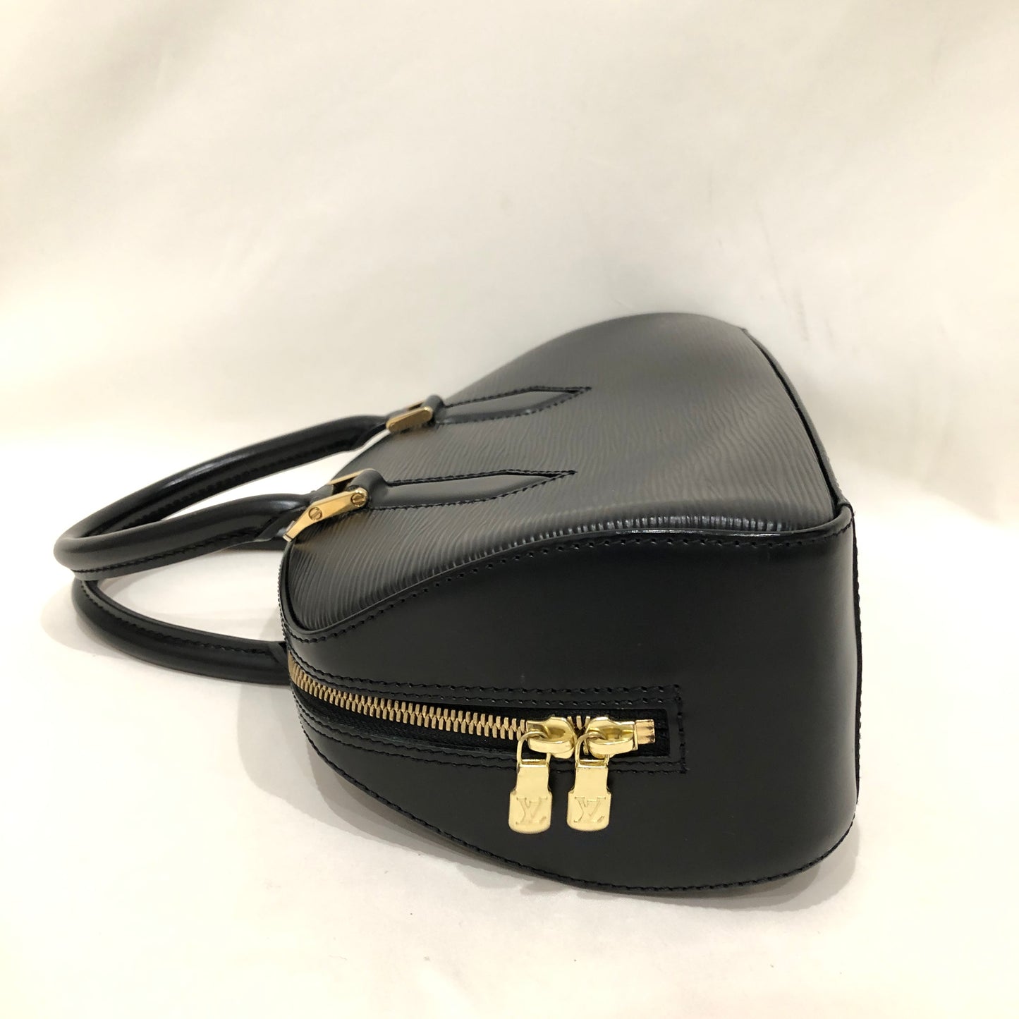 Gucci Red Leather Belt Bag 75/30 Sku# 63738