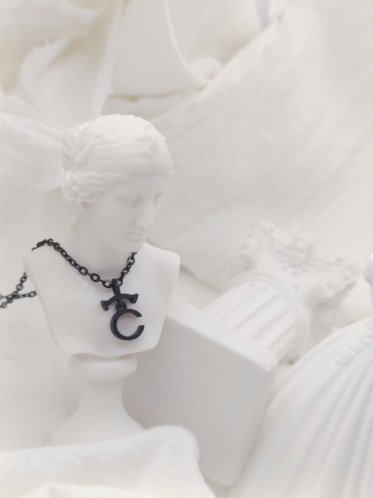 【Luxcellent x CreaMint】Naughty Necklace