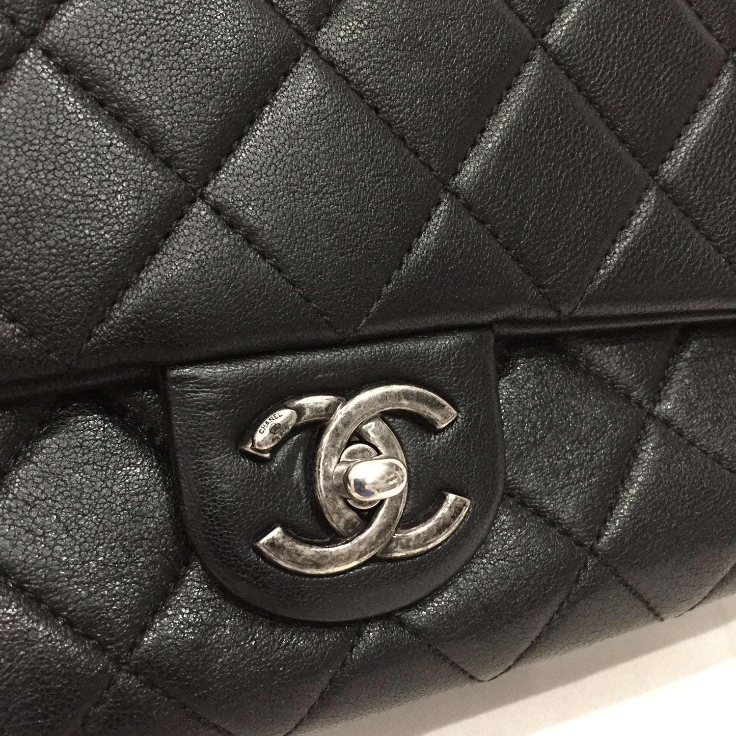 Chanel Black Leather Flap Shoulder Bag Sku# 81173