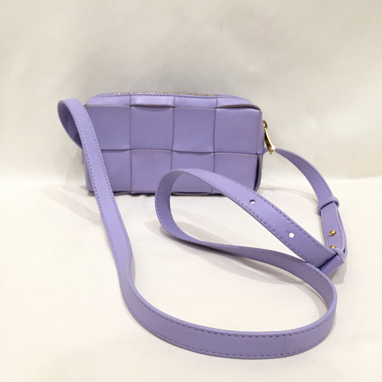 Bottega Veneta Purple Leather Padded Zippy Crossbody Bag Sku# 81377