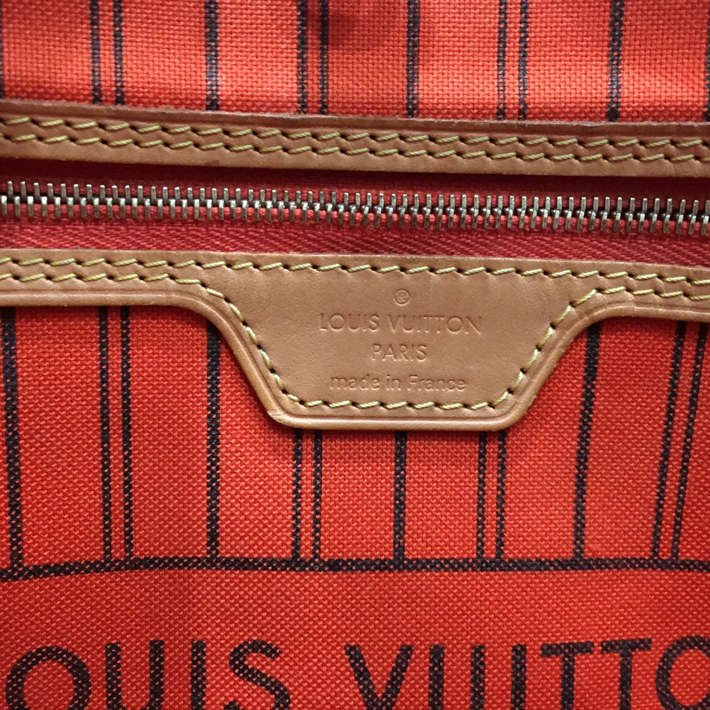 Louis Vuitton Monogram Coated Canvas Neverfull MM Shoulder Bag Sku# 71534