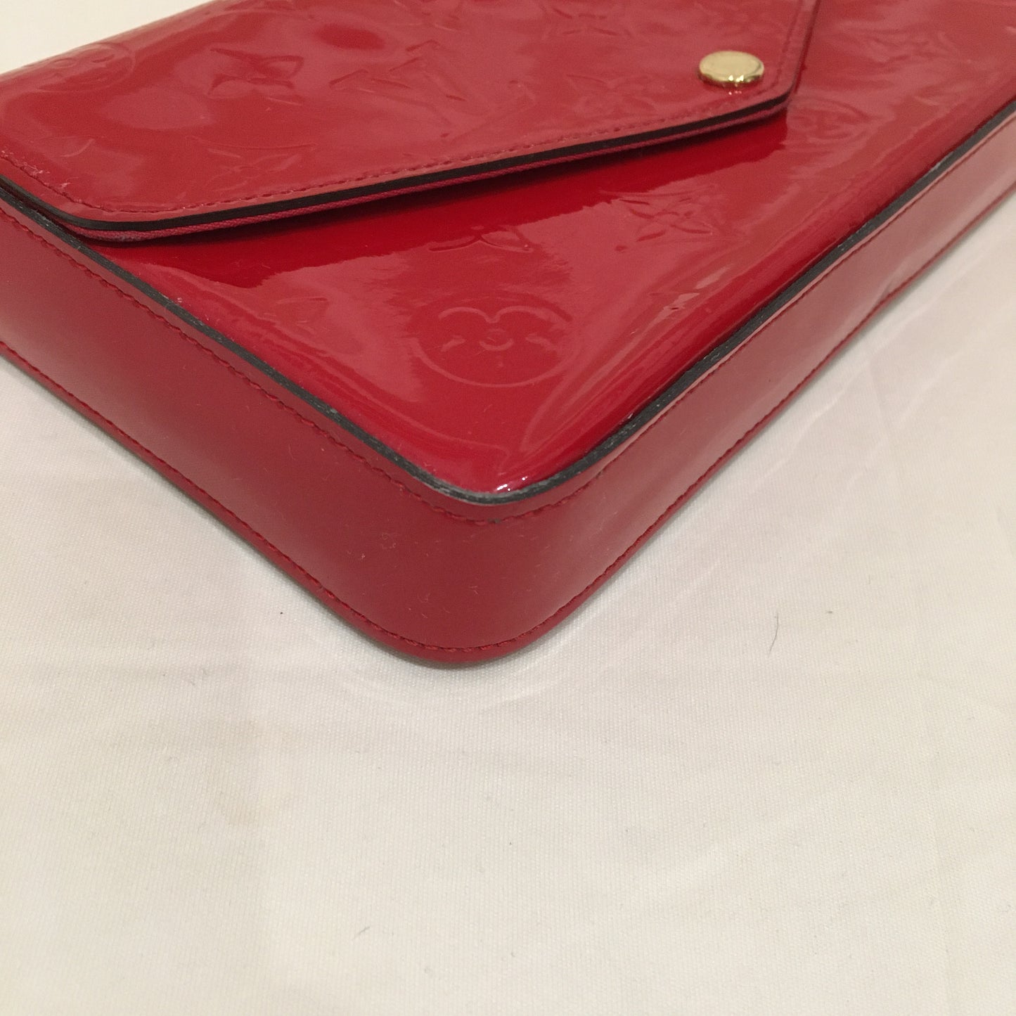 Louis Vuitton Red Vernis Felicie Pochette Full Set Crossbody Bag Sku# 71540