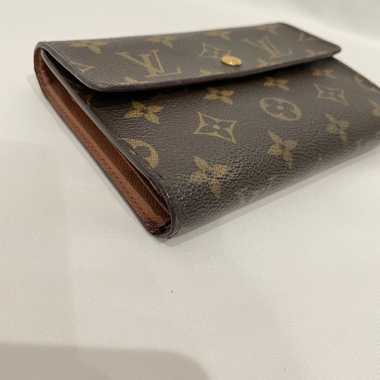 Louis Vuitton Monogram Coated Canvas Trifold Wallet Sku# 80076