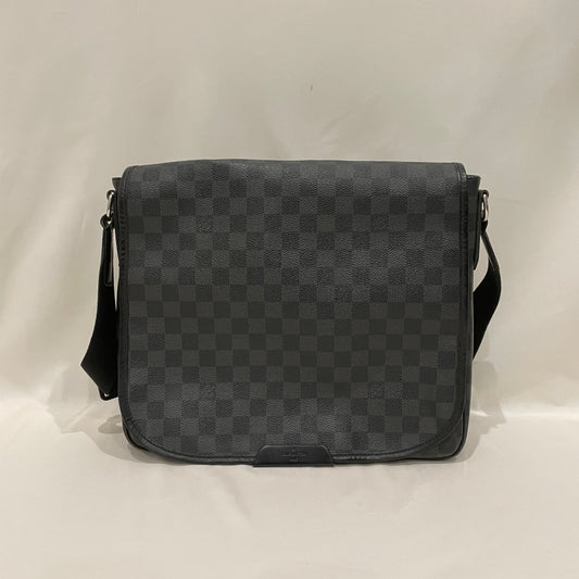 Louis Vuitton Damier Graphite Coated Canvas Daniel GM Messenger Crossbody Bag Sku# 80256