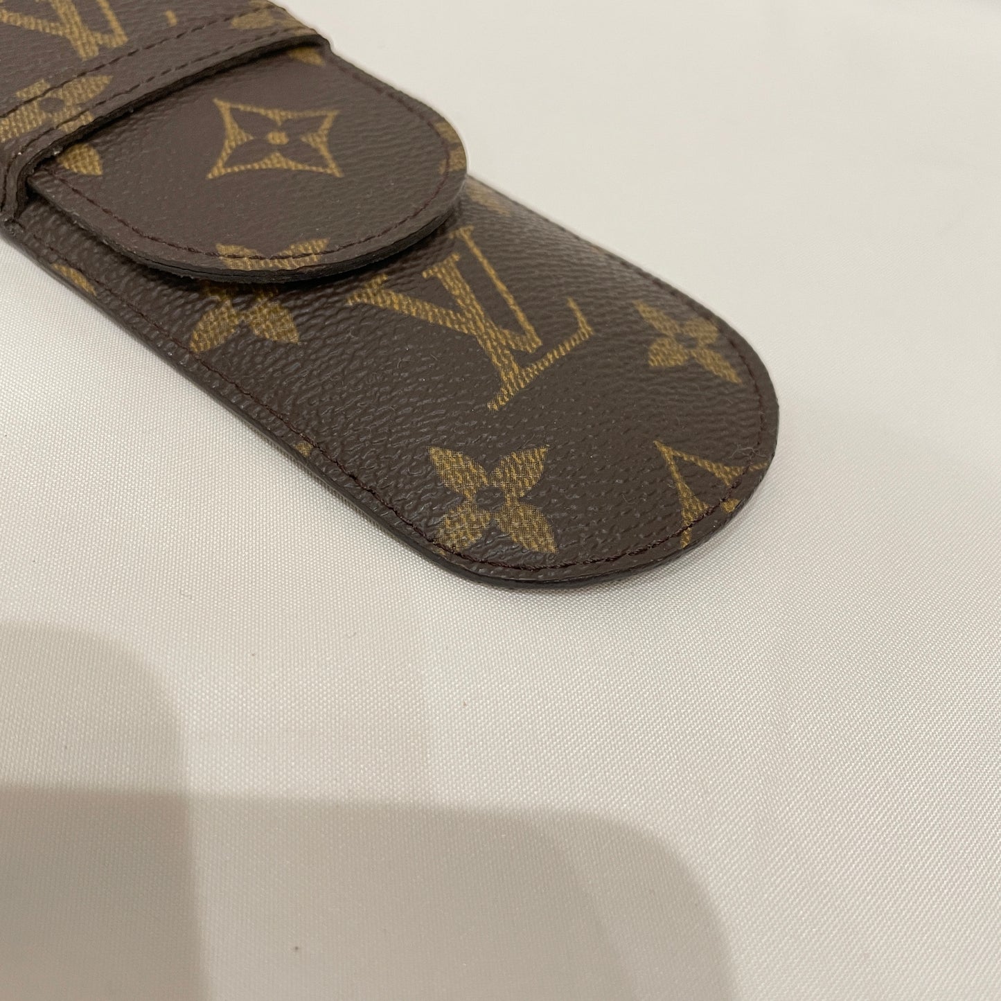 Louis Vuitton Monogram Coated Canvas Etui Stylo Sunglasses Case Sku# 80183