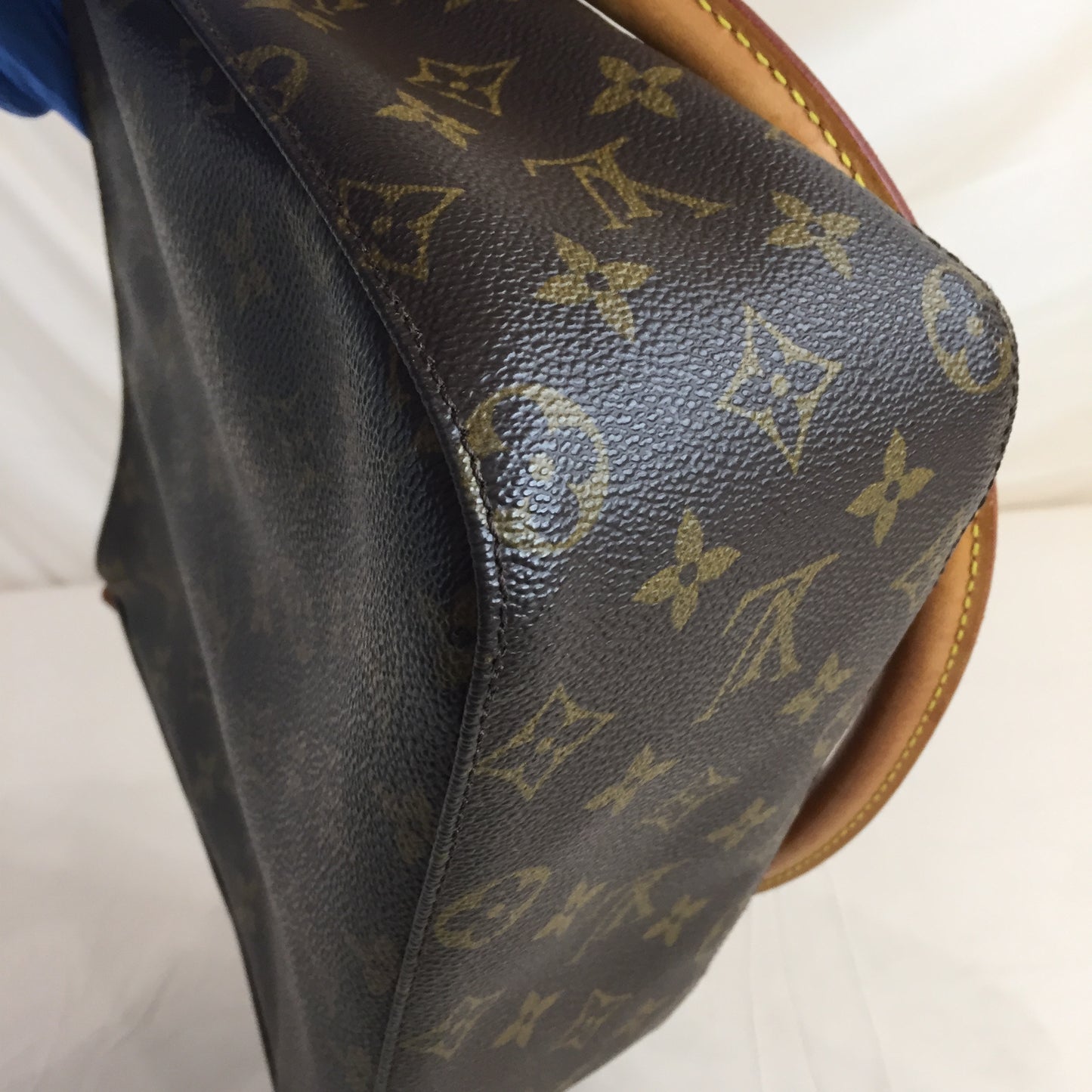 Louis Vuitton Monogram Coated Canvas Looping MM Shoulder Bag Sku# 71101