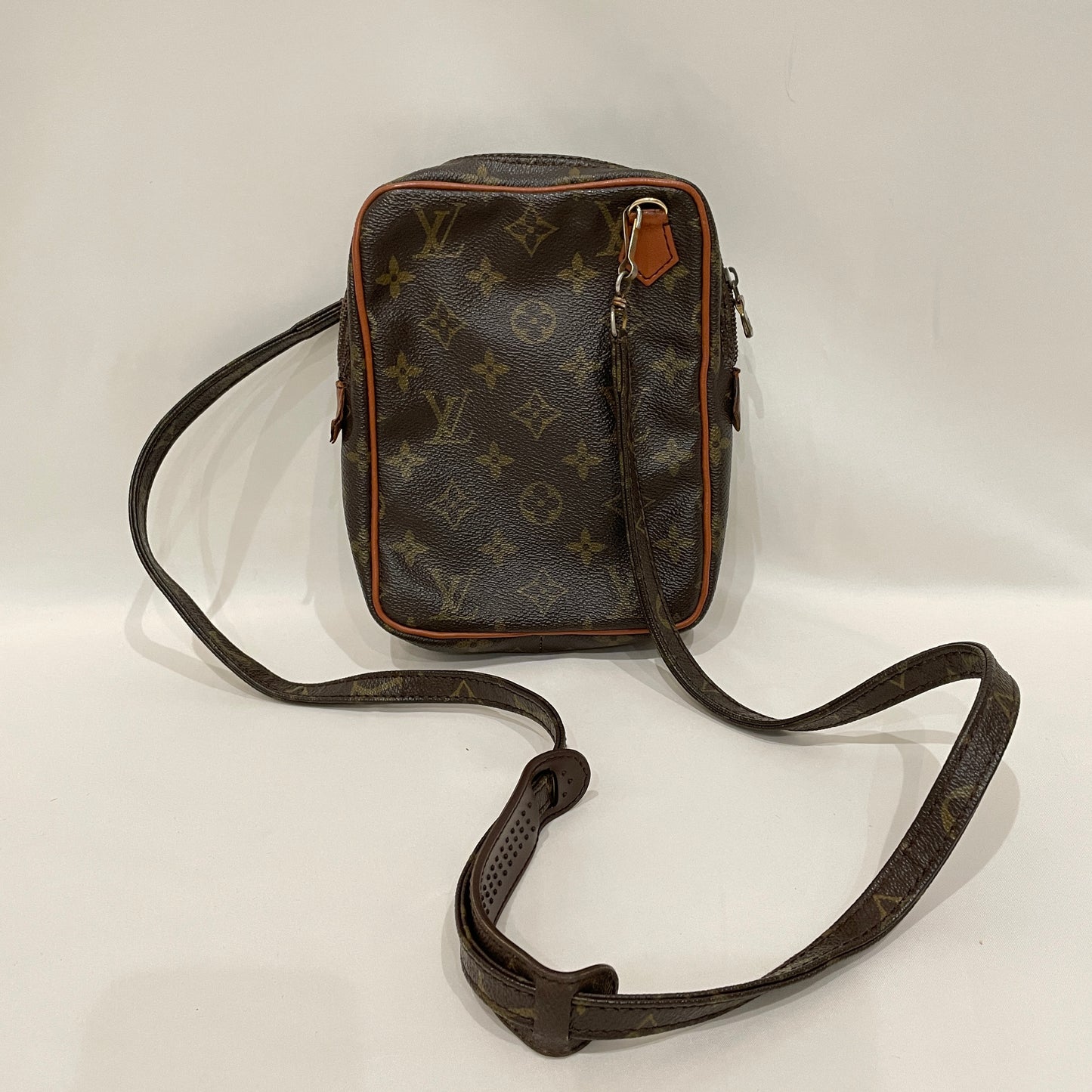 Louis Vuitton Monogram Canvas Vintage Danube Crossbody Bag Sku# 80354