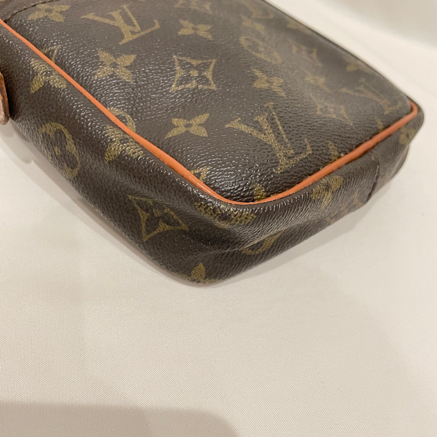 Louis Vuitton Monogram Canvas Vintage Danube Crossbody Bag Sku# 80354