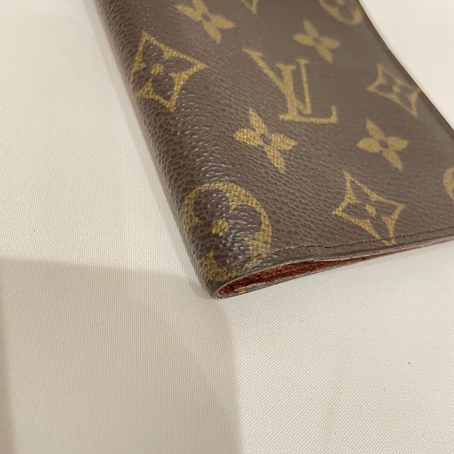 Louis Vuitton Monogram Canvas Bifold Wallet Sku# 80494