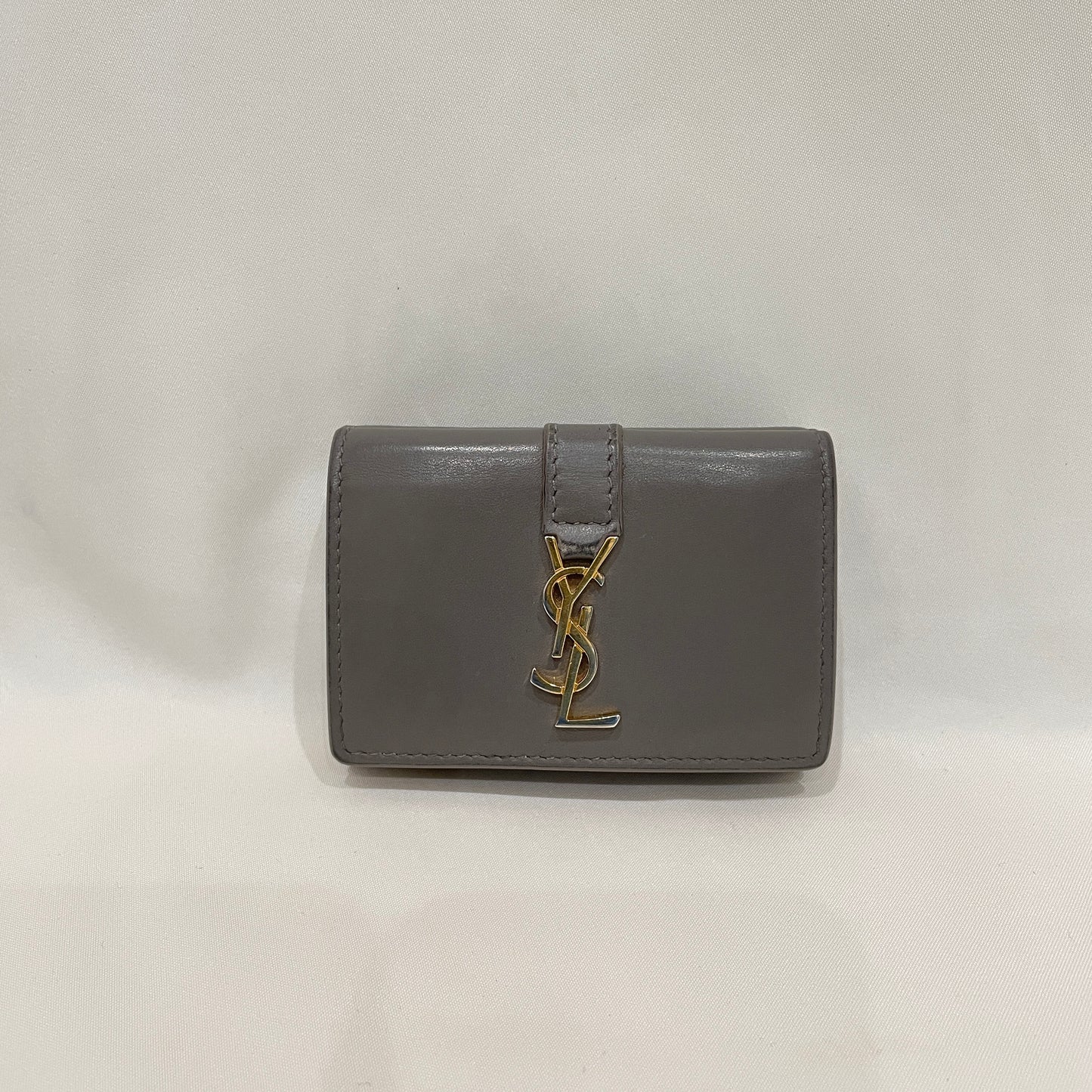 Yves Saint Laurent Grey Leather Wallet Sku# 80365