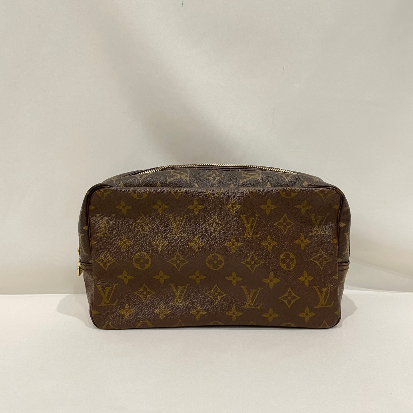 Louis Vuitton Monogram Toilette Pochette 28 Clutch Sku# 80532