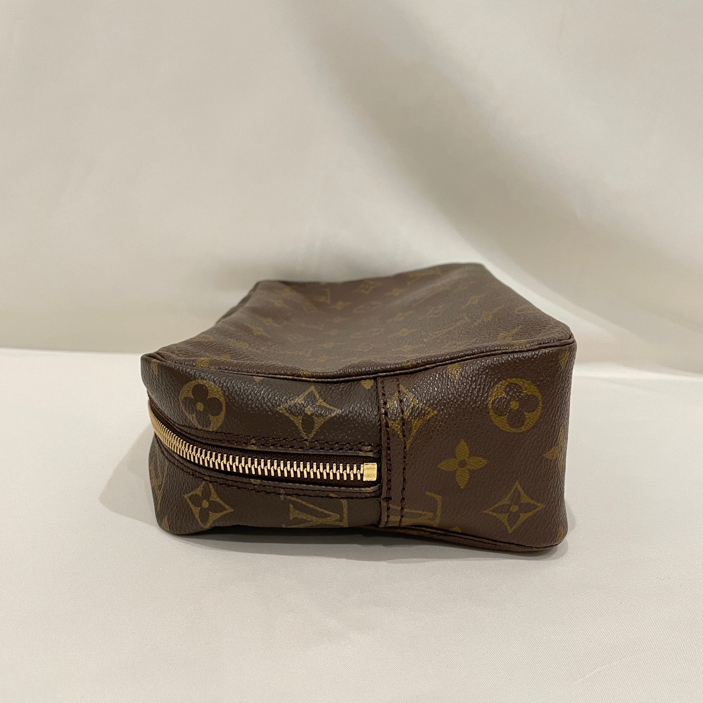 Louis Vuitton Monogram Toilette Pochette 28 Clutch Sku# 80532