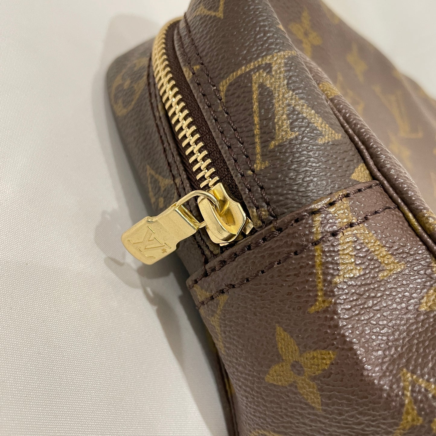 Louis Vuitton Monogram Toilette Pochette 28 Clutch Sku# 80532