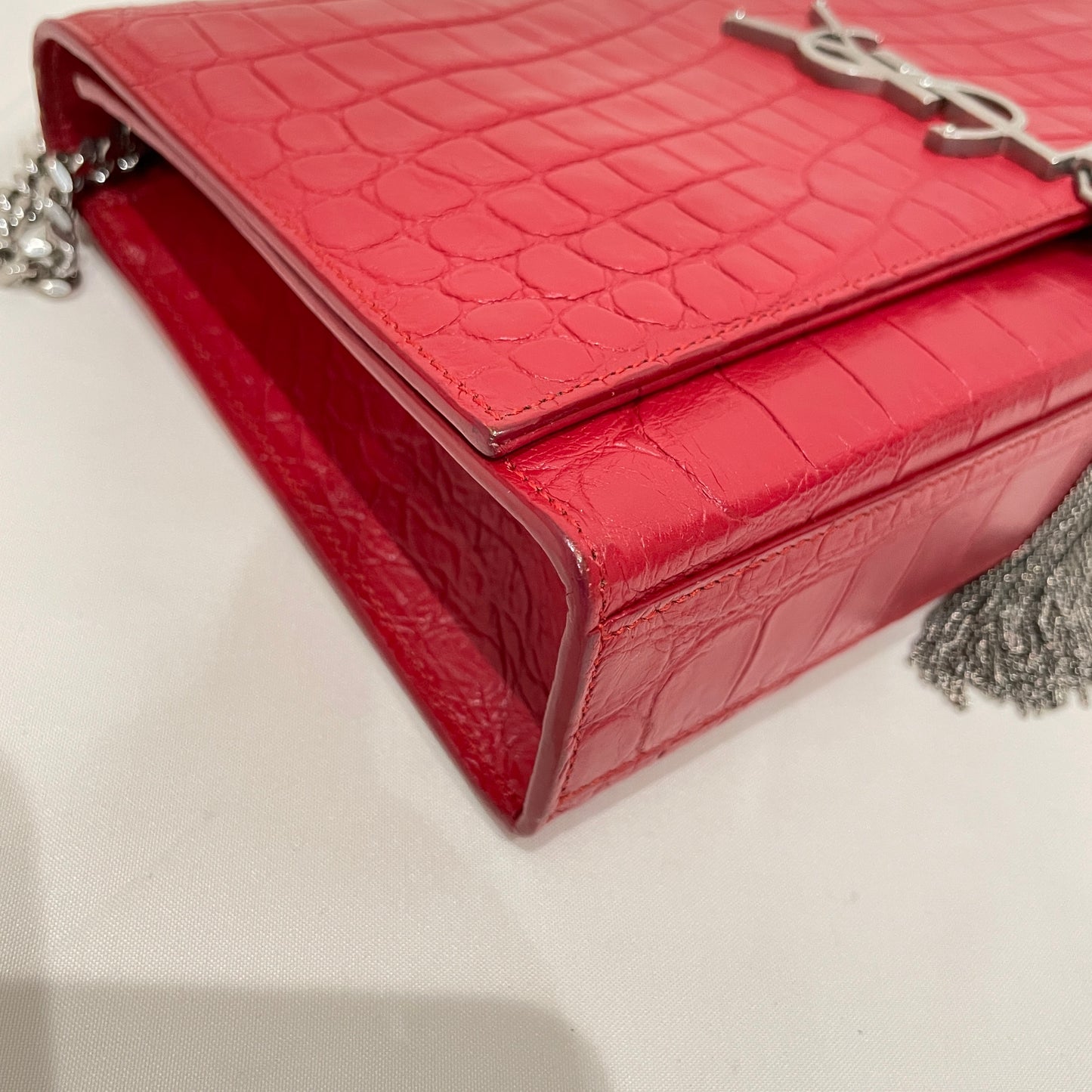 Yves Saint Laurent Red Croc Leather Tassel Kate Crossbody Bag Sku#80769