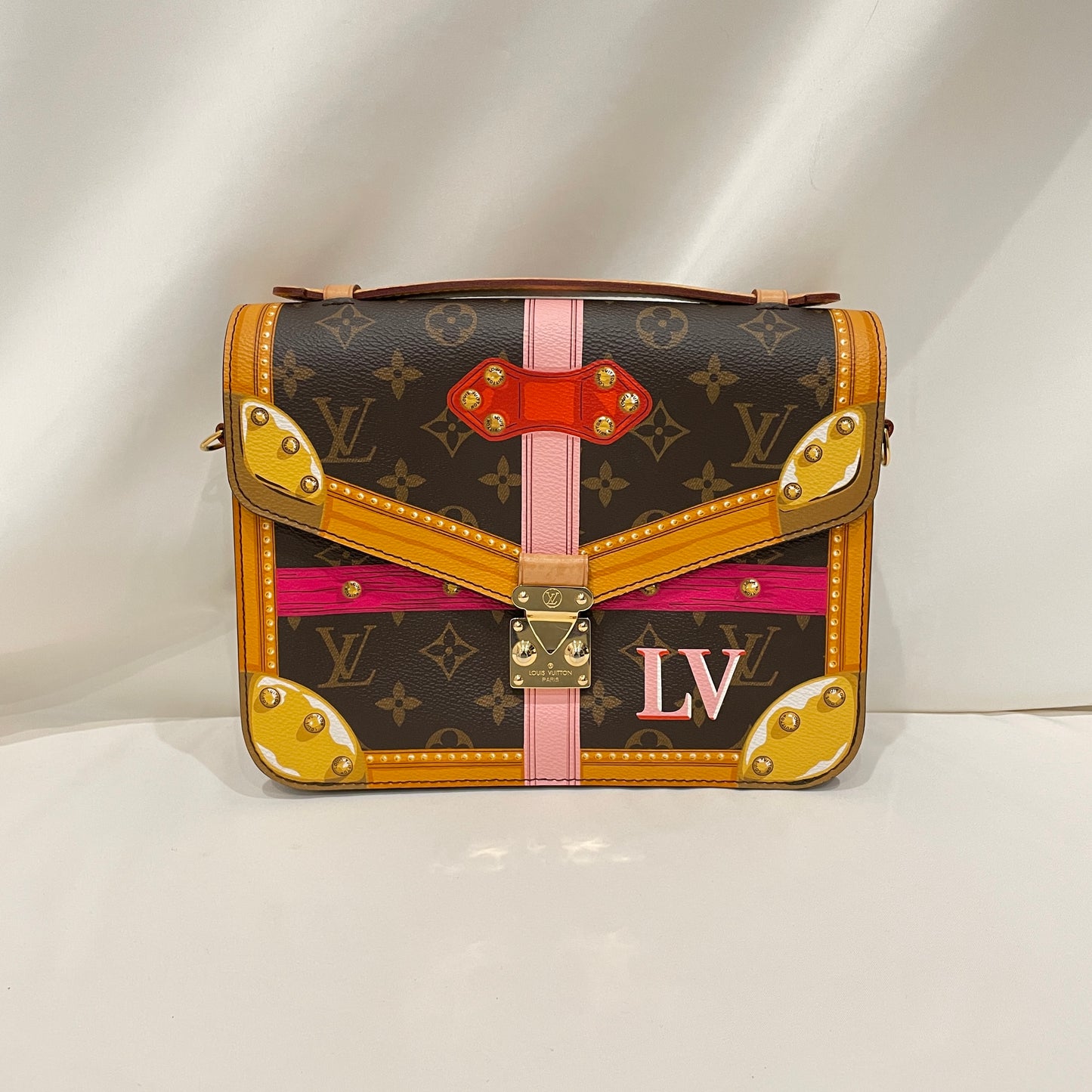 Louis Vuitton Monogram Coated Canvas Summer Trunks Metis Pochette Crossbody Bag Sku# 80857