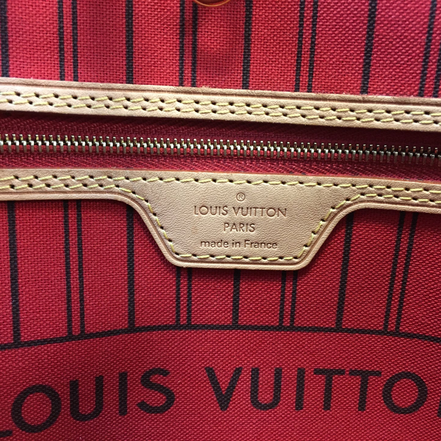 Louis Vuitton Monogram Coated Canvas Neverfull MM Shoulder Bag Sku# 68375