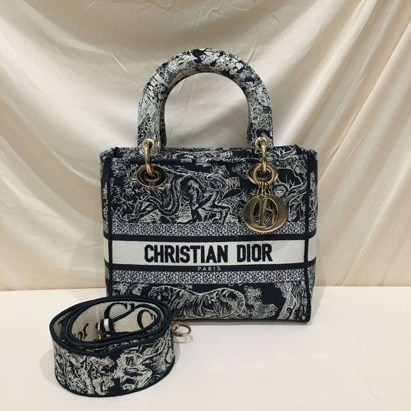 Dior Navy Canvas Toile de Jouy D-Lite Medium Lady Dior Tote Sku# 78051