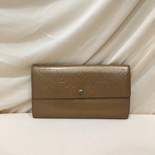 Louis Vuitton Beige Vernis Sarah Wallet Sku# 79045