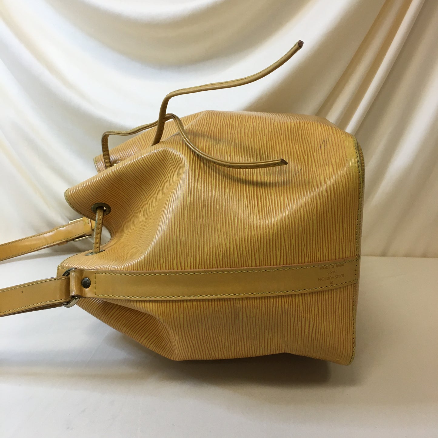Louis Vuitton Yellow Epi Noe PM Shoulder Bag Sku# 67810